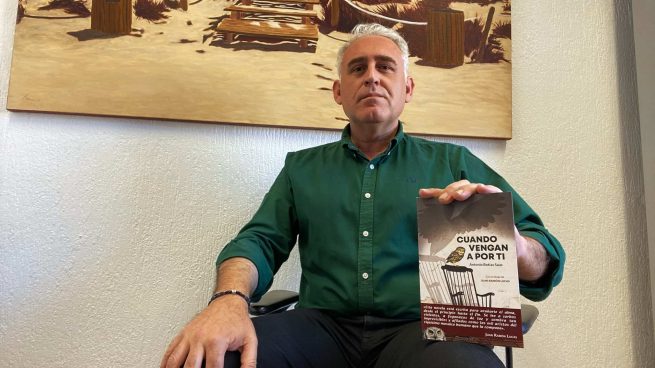 Antonio Botías presenta su primera novela: “El miedo a sufrir en la sociedad actual es mucho peor que el sufrimiento”