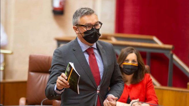 Vox confirma que no apoyará la reforma de la Ley de Salud Pública de Andalucía: «No se lleva a Pleno»