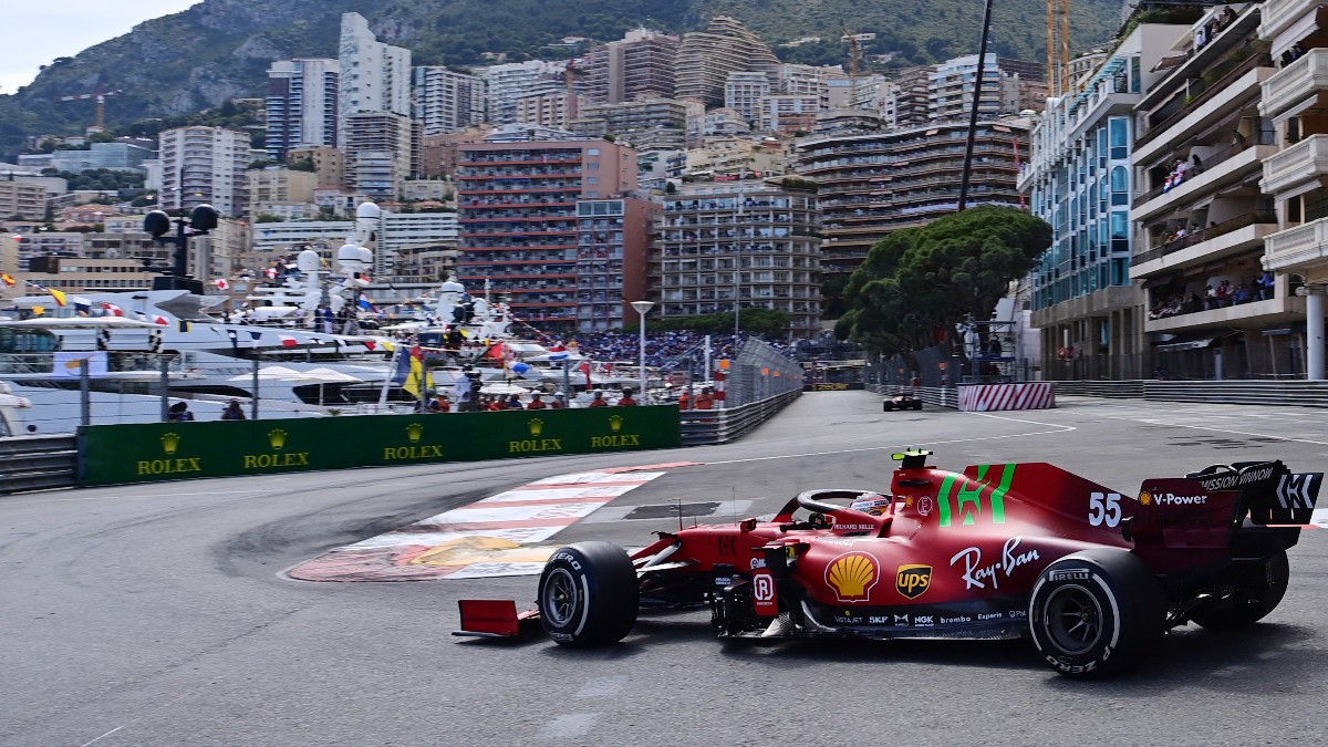 Carlos Sainz, en el Gran Premio de Mónaco. (AFP)