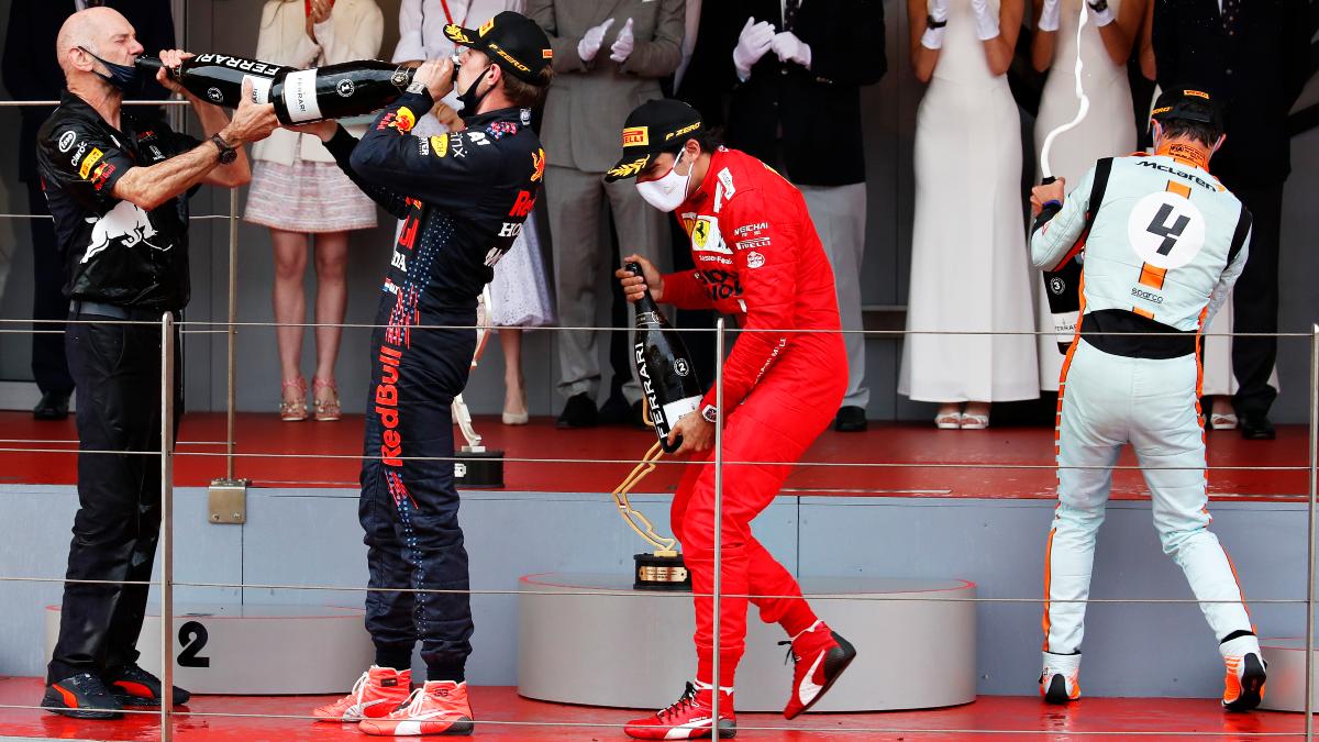 Carlos Sainz, Verstappen y Norris, en el podio de Montecarlo. (Getty)