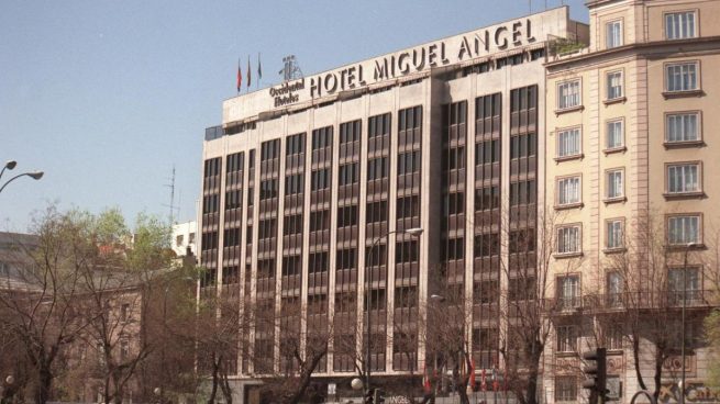 El dueño árabe del hotel Miguel Ángel de Madrid rompe con BlueBay y complica su venta