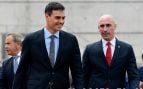 Rubiales y Pedro Sánchez en la Ciudad del Fútbol de Las Rozas.