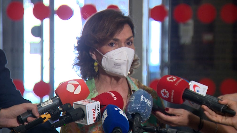 La vicepresidenta Carmen Calvo este viernes en declaraciones a los medios.