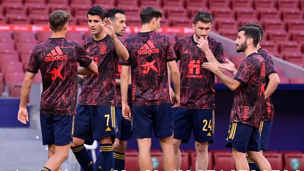 Los jugadores de España, antes de un partido. (AFP)