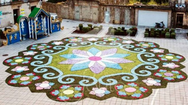 Una gran alfombra floral reproducirá el rosetón del Sarmental de la Catedral de Burgos en su 800 aniversario