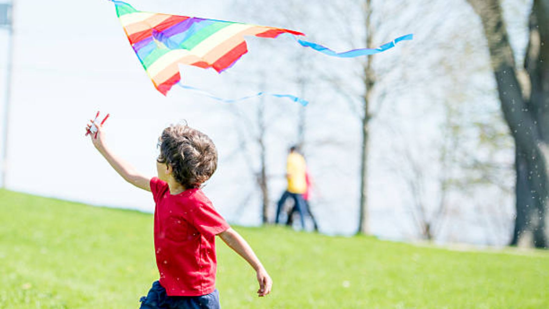 Pautas para explicar a los niños qué celebra el Día del Orgullo Gay