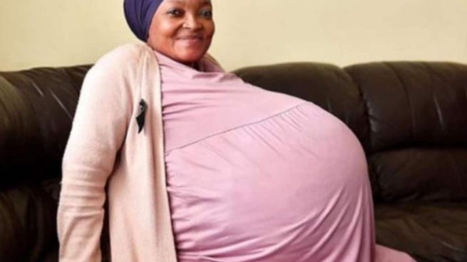 Mujer sudafricana 10 bebés