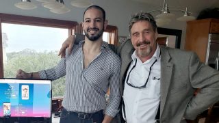 Carles Nader y John McAfee