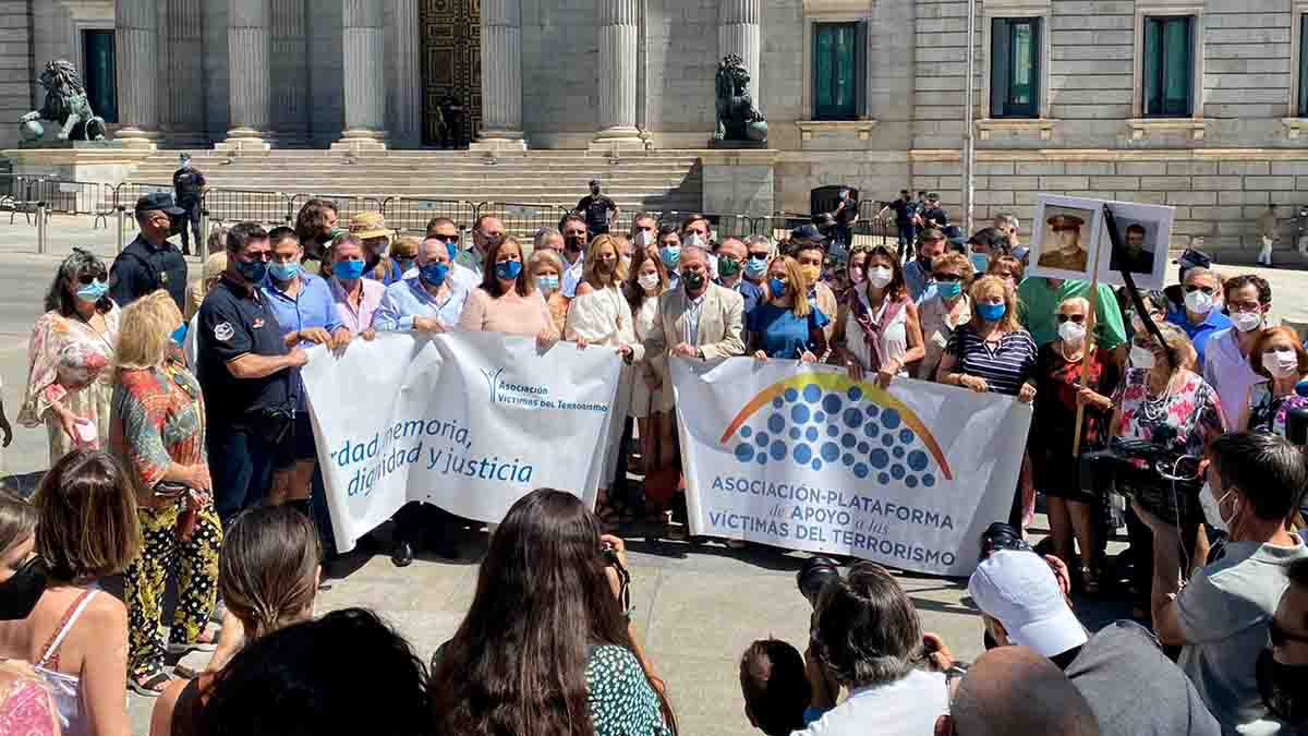 Las víctimas del terrorismo frente al Congreso