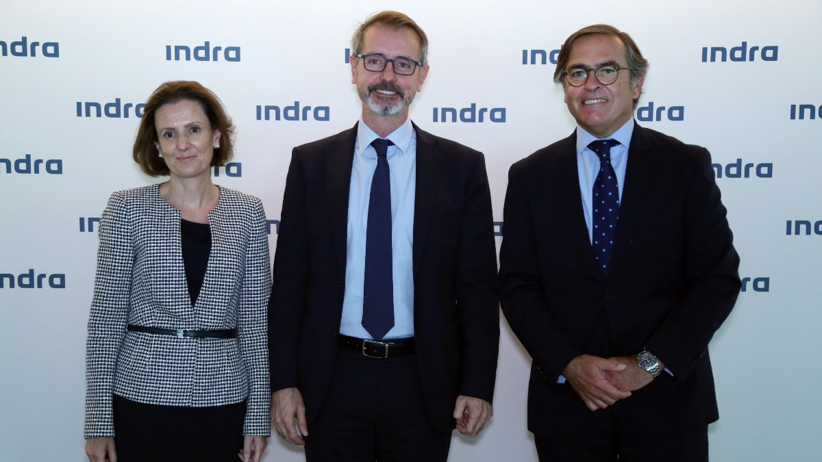 Cristina ruiz, Marc Murta e Ignacio Mataix, la cúpula de Indra.