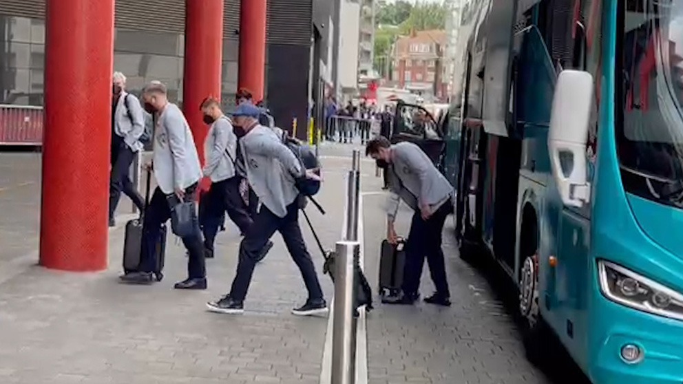Los jugadores de Italia, a su llegada al hotel.