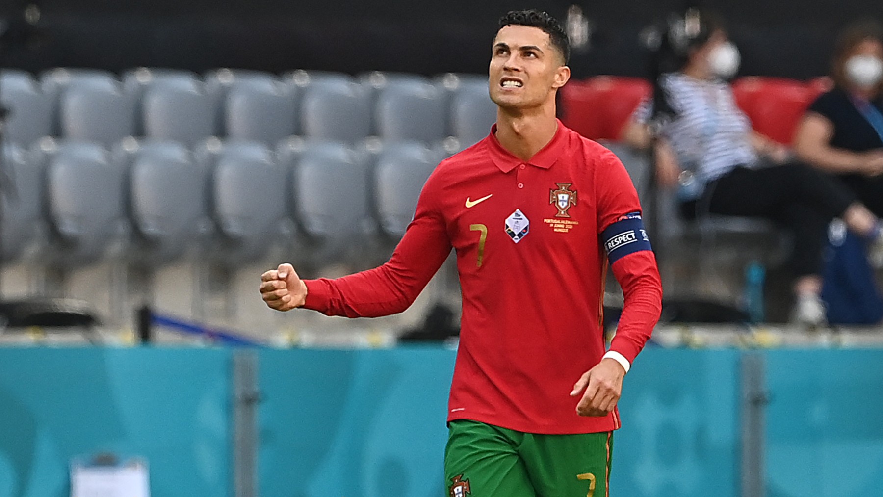 Cristiano Ronaldo celebra un gol con Portugal en la Eurocopa 2020. (AFP)