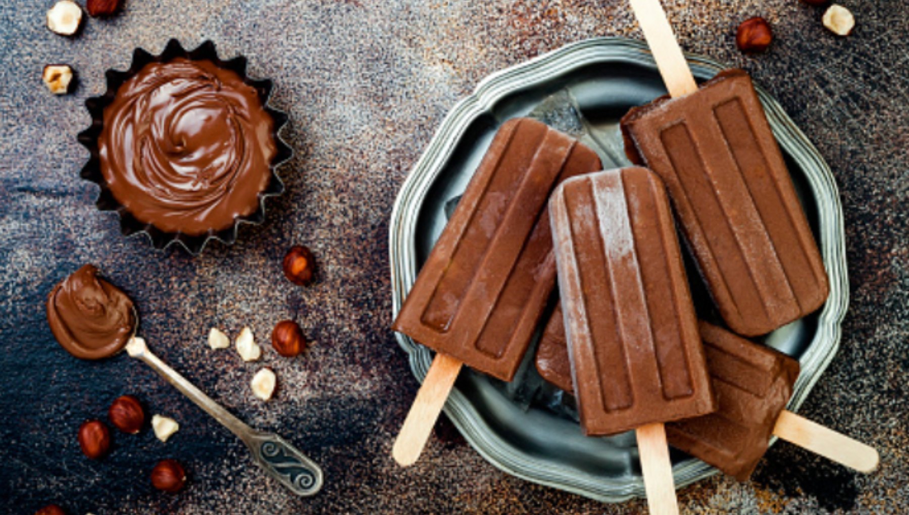 Polos de horchata con chocolate, la receta del helado más auténtico