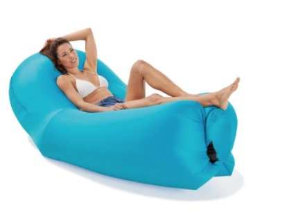 Así es el sofá inflable de Lidl que puedes llevarte a la playa
