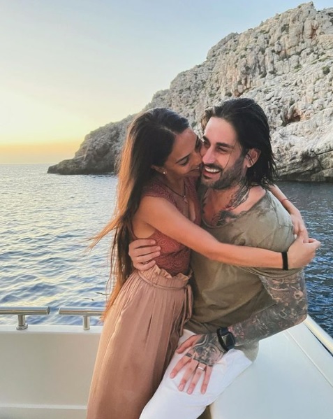 Melendi y su mujer disfrutando de unos días de descanso en Mallorca