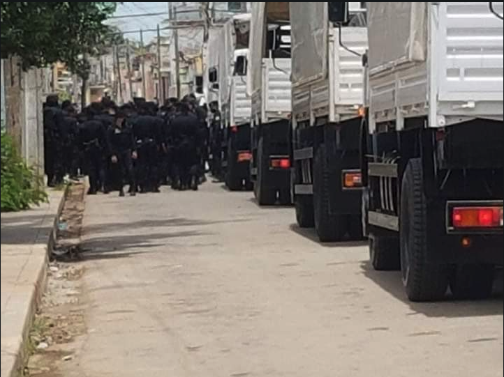 policía Cuba