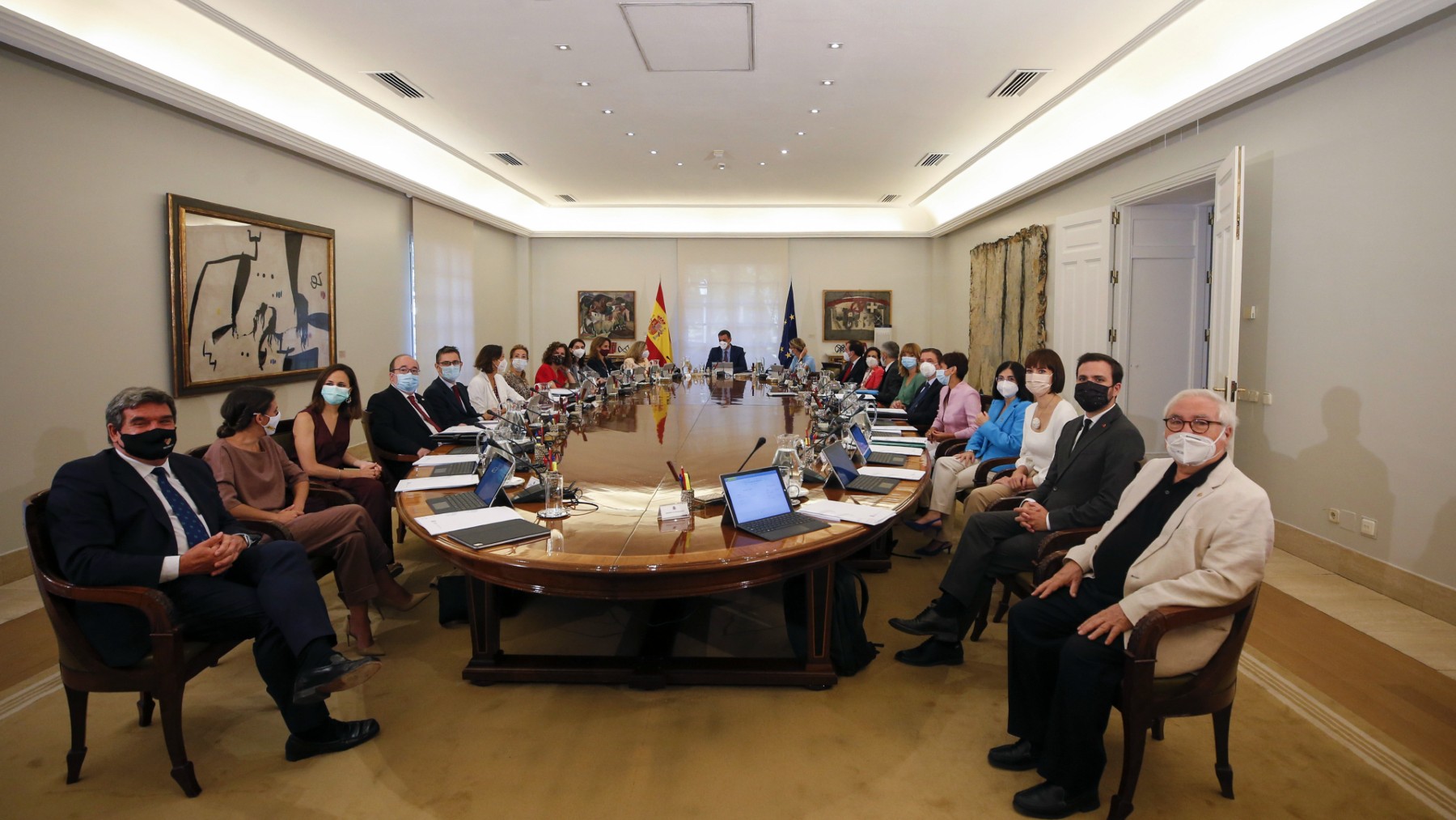 El Consejo de Ministros tras la remodelación del Gobierno impulsada por Pedro Sánchez. (Foto: Efe)