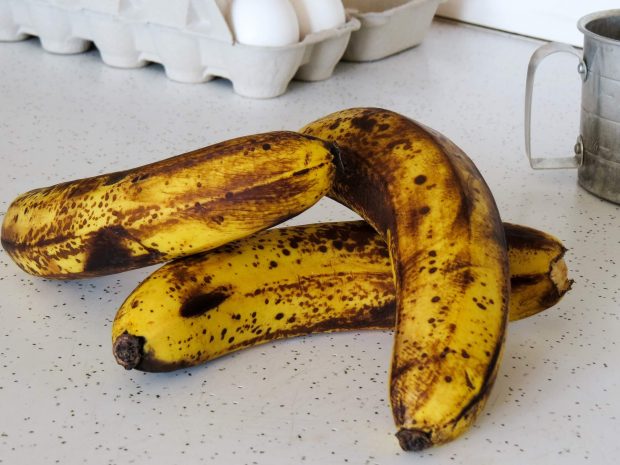 Receta del pastel de plátano más fácil de preparar del mundo con solo 2 ingredientes