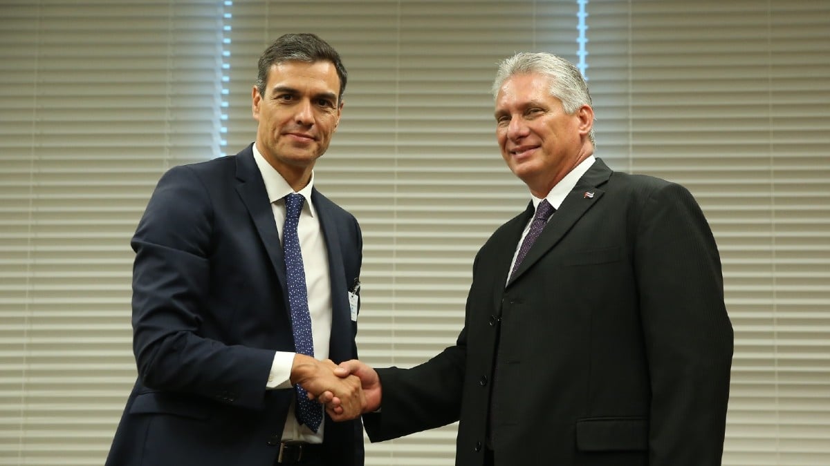 Pedro Sánchez y Miguel Díaz-Canel.