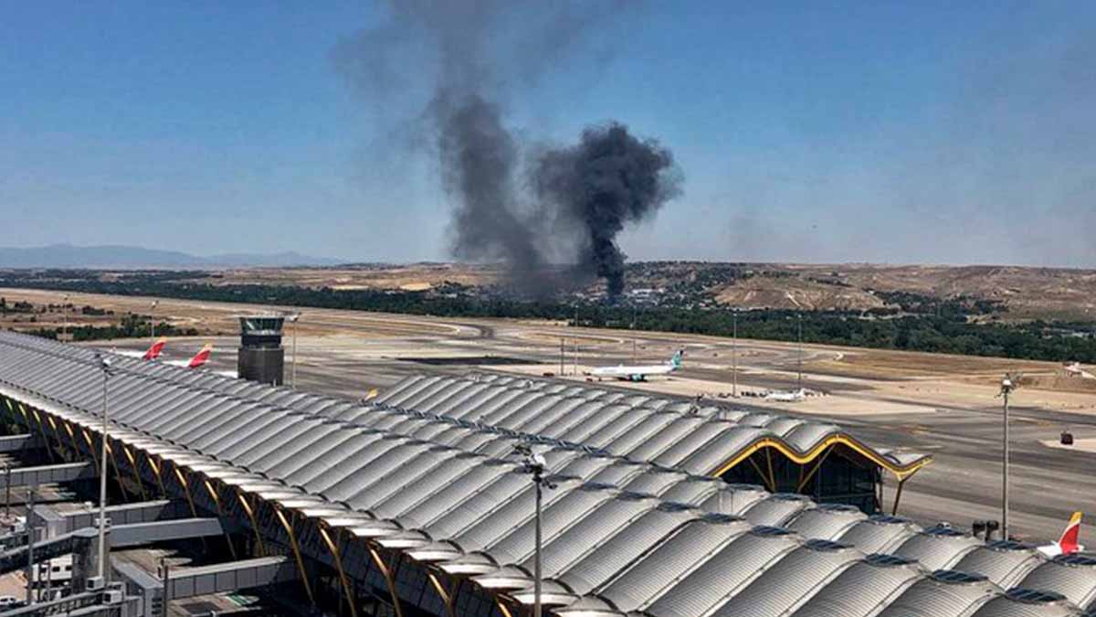 Incendio en Barajas (@controladores)