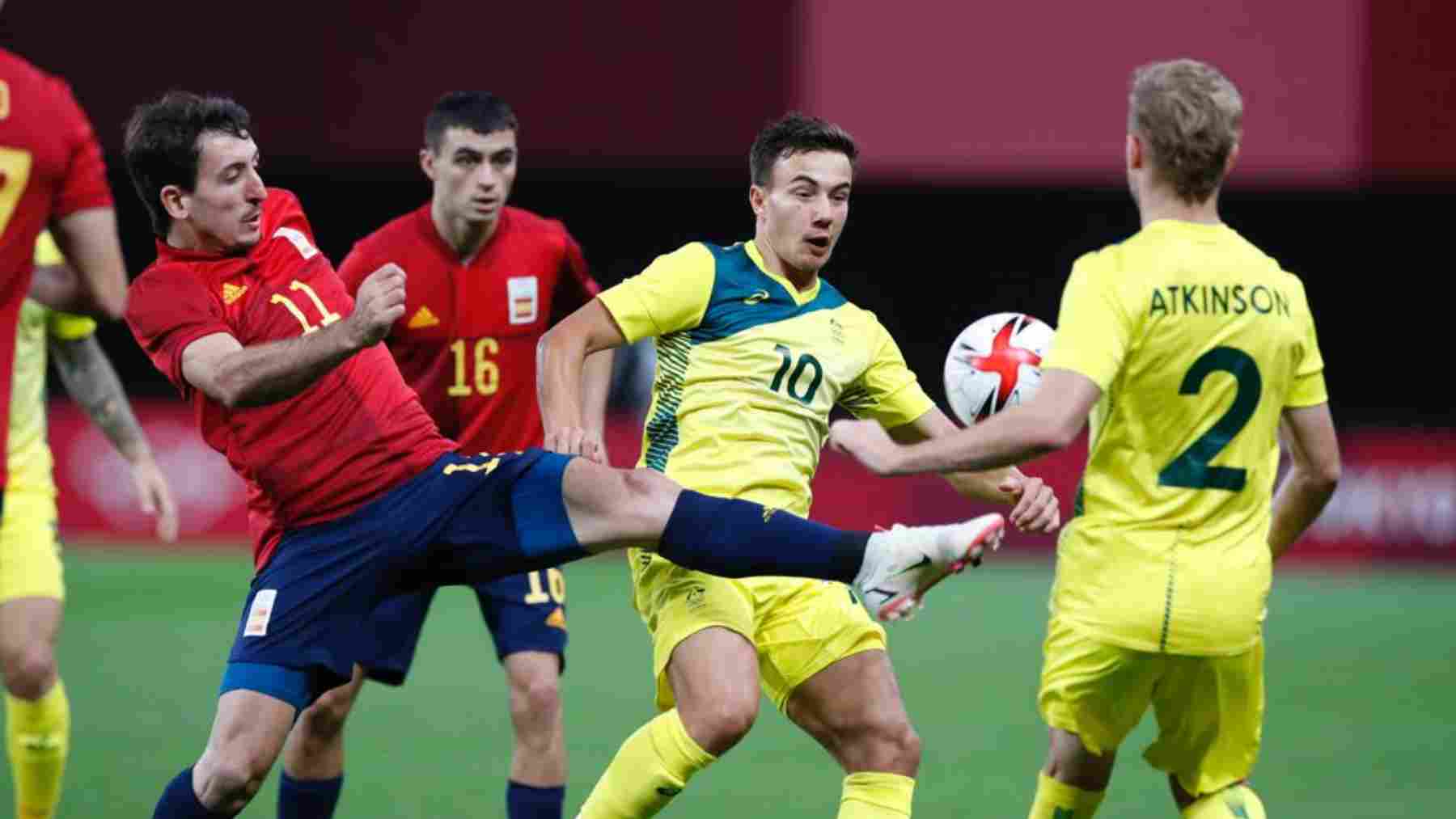 Mikel Oyarzabal con España frente a Australia. (@SeFutbol)