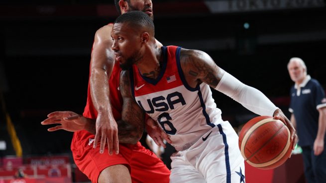 Estados Unidos abusa de Irán con un gran Lillard