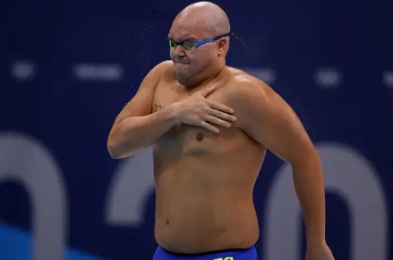 El nadador, Shawn Dingilius-Wallace, en su calentamiento.
