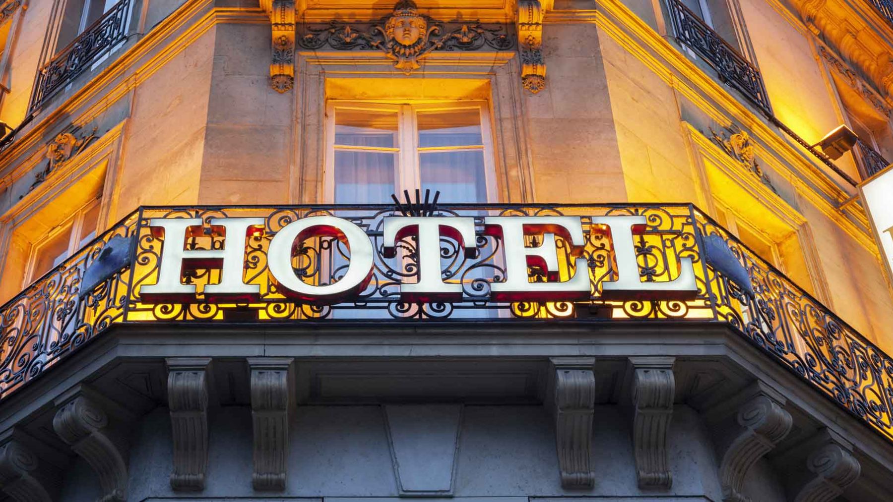 Quién asume el coste de un hotel de confinamiento