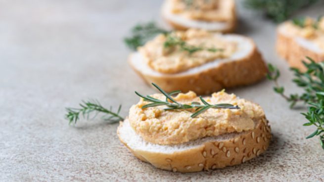 Crema de paté de foie para untar, receta fácil de preparar para una tapa impresionante