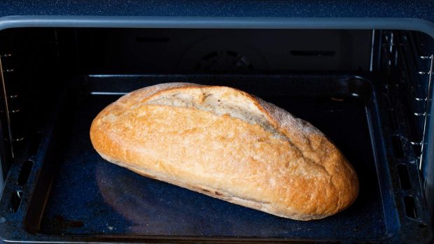Cómo descongelar el pan correctamente para mantener su textura