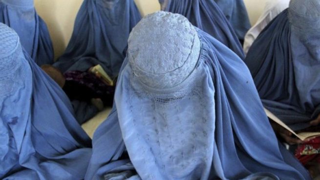 Normas talibanes mujeres Afganistán