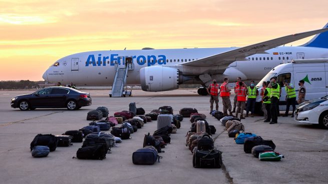 El Gobierno de Sánchez patina al informar del traslado de 27 refugiados afganos a Córdoba: fueron sólo 2