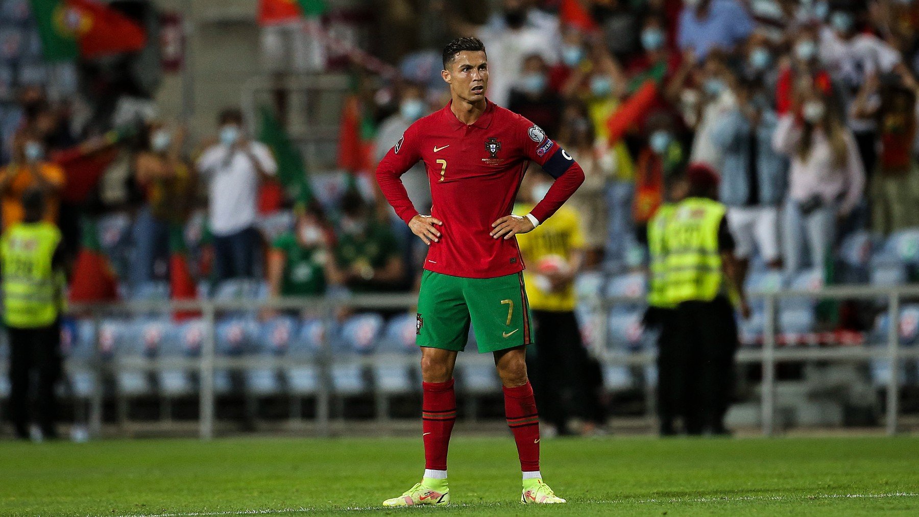 Cristiano celebra un gol con Portugal. (AFP)