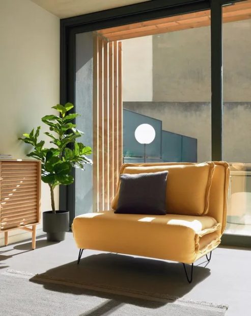 Kave Home vende estos sofás relajadísimos que le darán un aire nuevo a tu salón