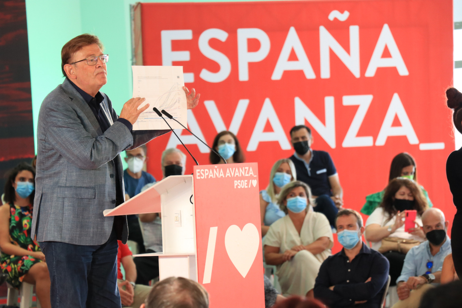 El presidente de la Generalitat, Ximo Puig, durante el acto del PSOE en Jaén