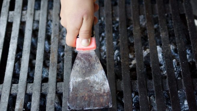 Cómo Limpiar Una Barbacoa De Carbón