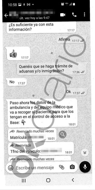 Cadena de mensajes intercambiados entre Camilo Villarino y el teniente general.
