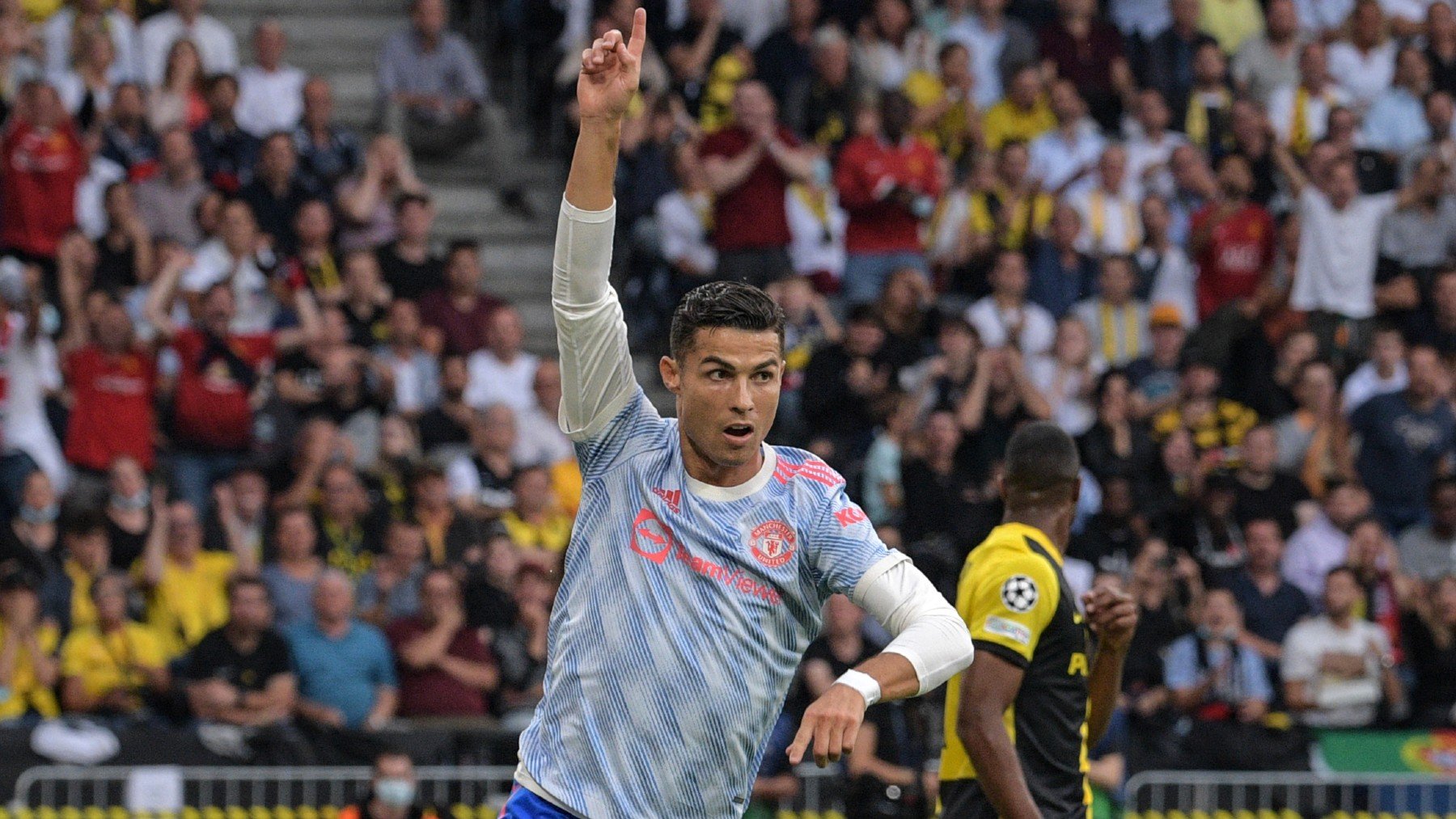 Cristiano Ronaldo celebra su gol al Young Boys. (AF)