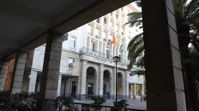 A juicio dos exalcaldes socialistas de Huévar (Sevilla) por ofrecer trabajo a vecinos a cambio de votos