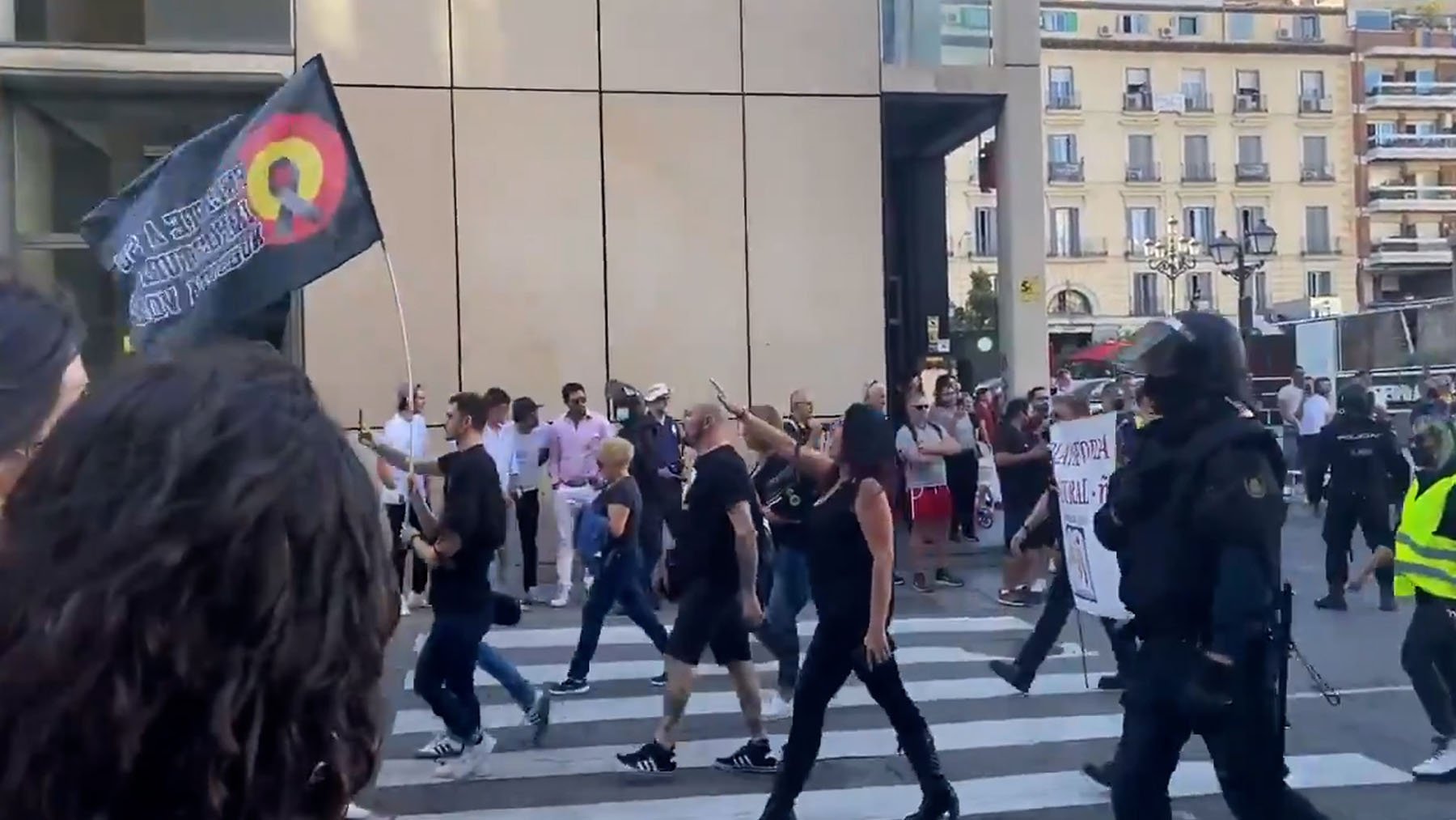 Manifestación de neonazis en el barrio madrileño de Chueca.