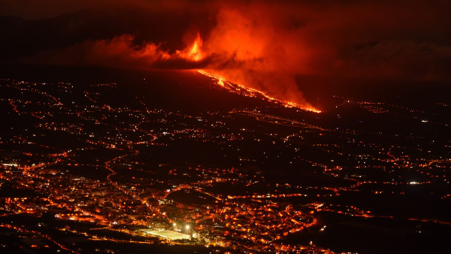 Los expertos analizan cuándo se podrán recuperar los terrenos afectados por el volcán de La Palma