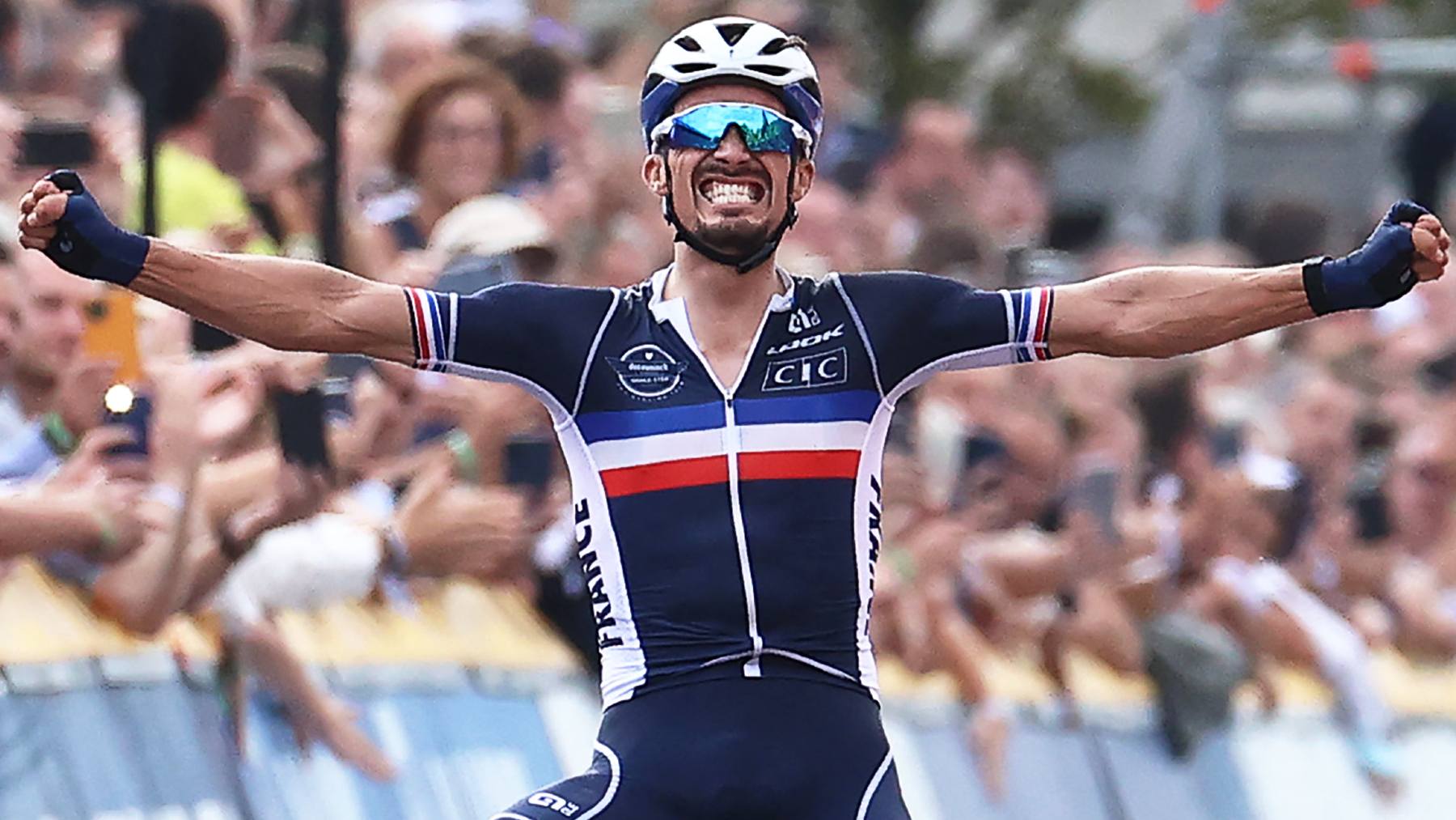 Alaphilippe conquista el Mundial de Ciclismo. (AFP)