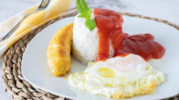 arroz a la cubana tradicional