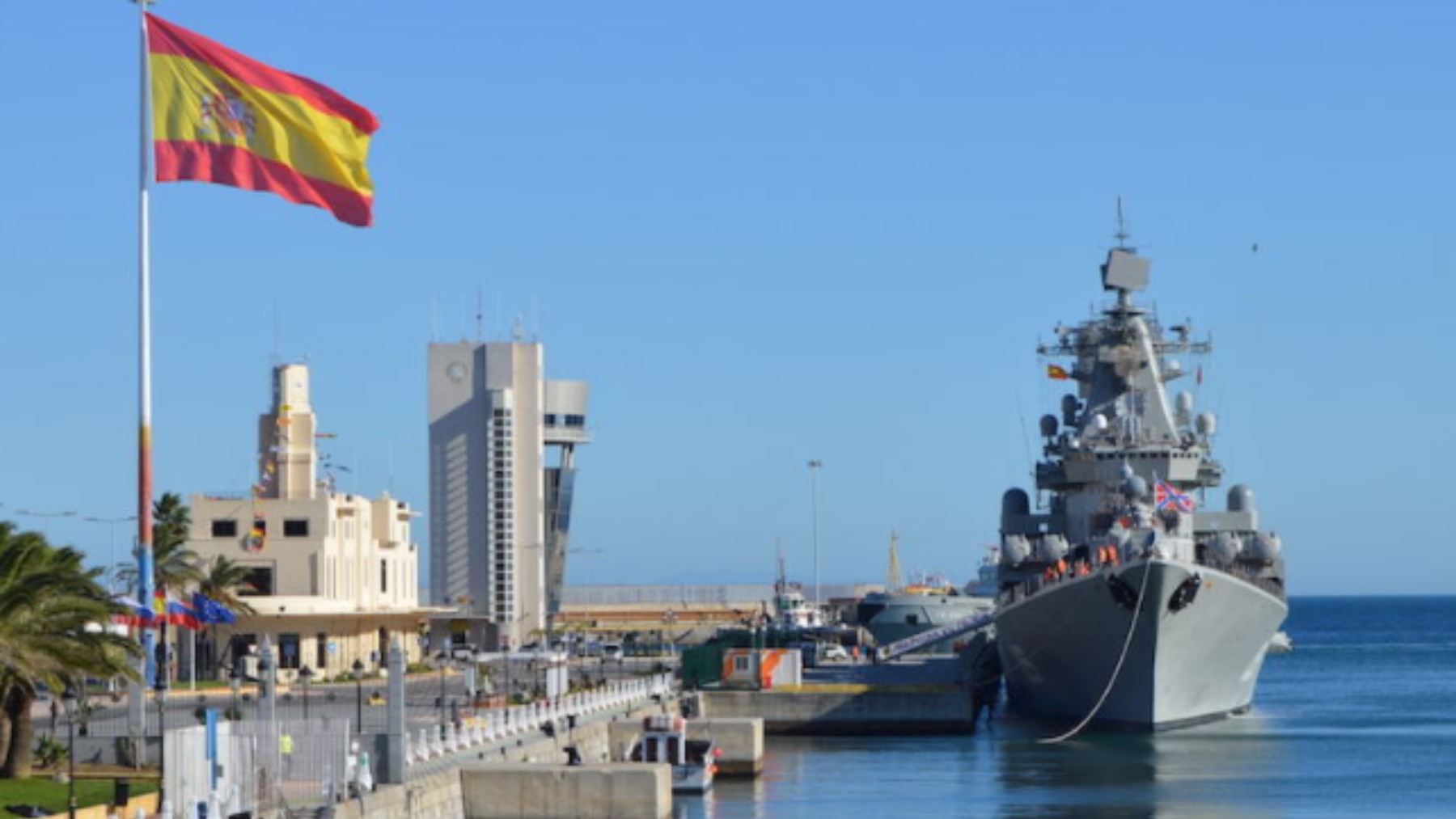 Un buque ruso haciendo escala en Ceuta hace años.