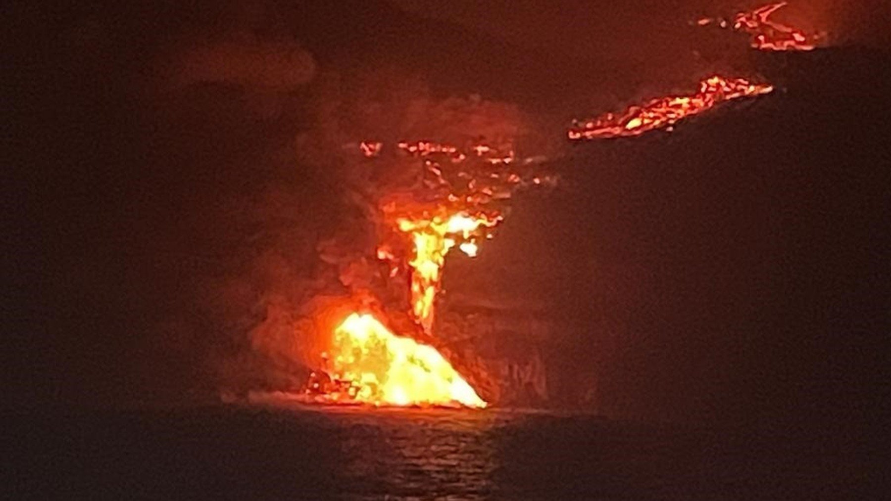 La Palma: ¿Qué es un delta de lava y y por qué se forma al llegar al mar?