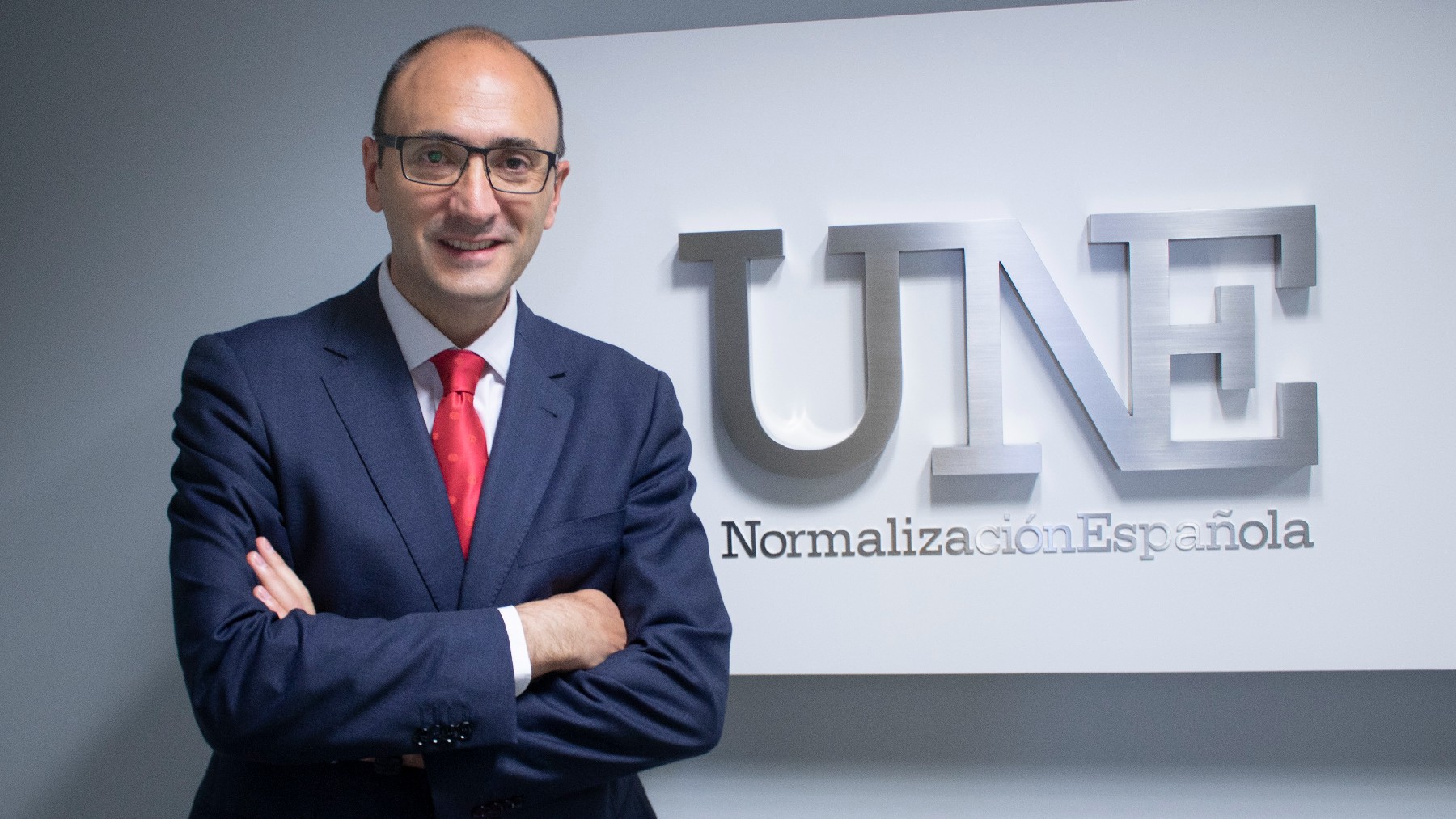 Javier García, director general de UNE.