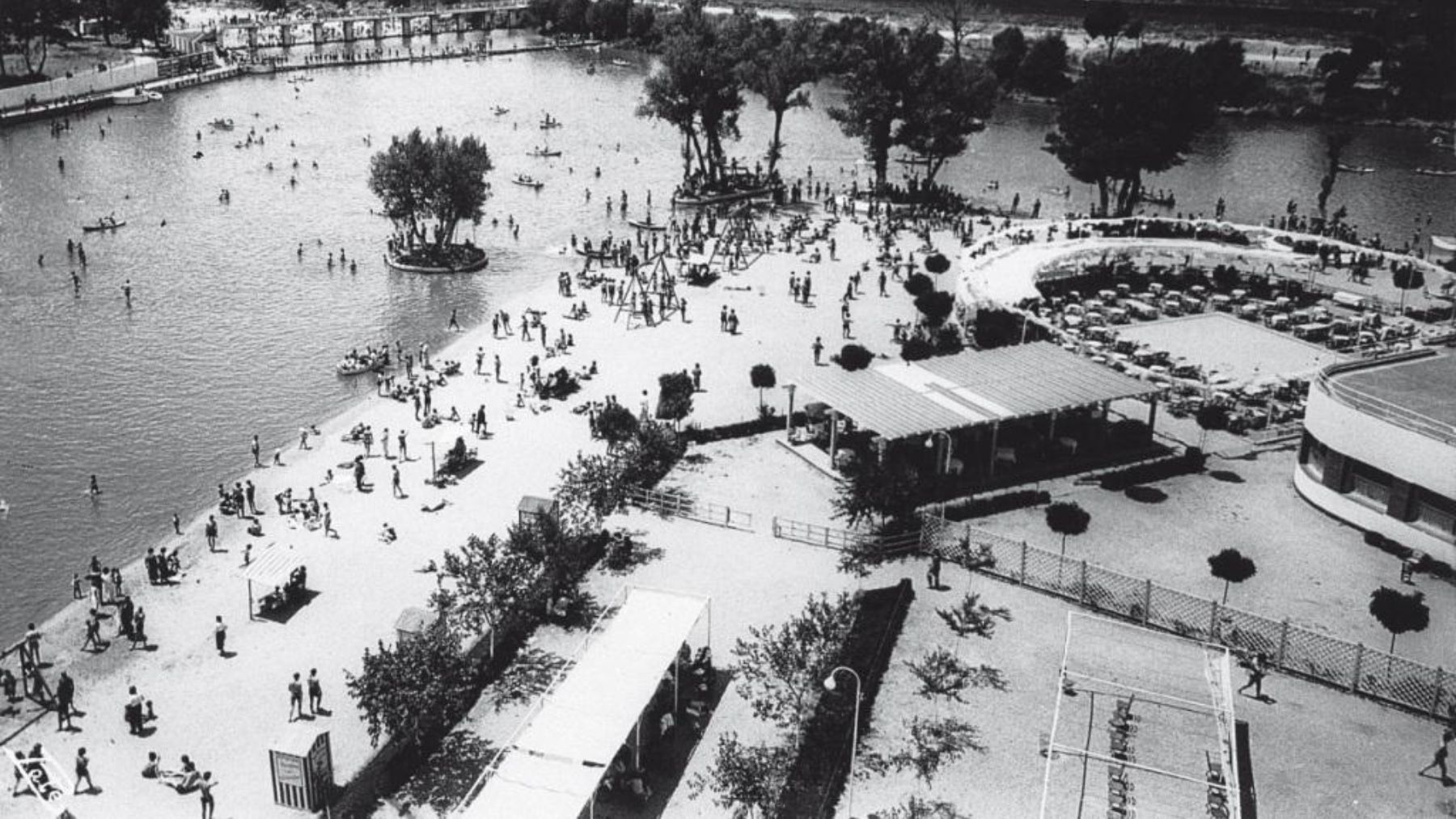 Imagen de Playa de Madrid cuándo estaba en funcionamiento