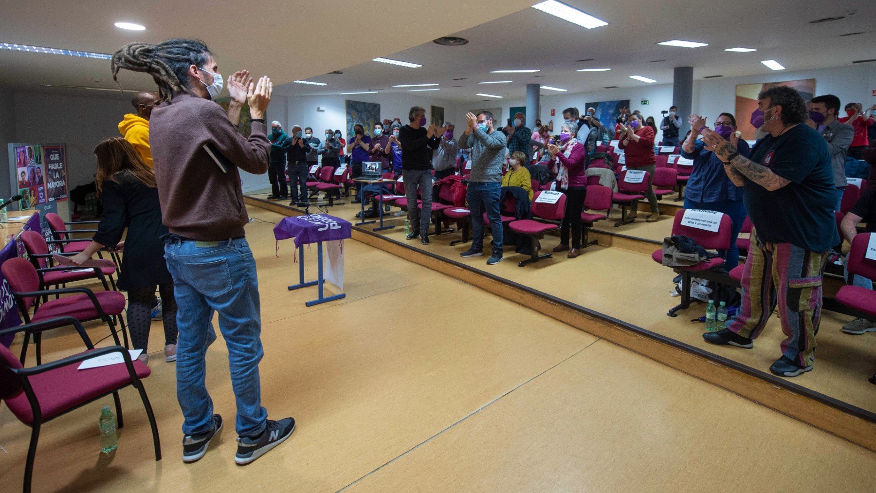 El diputado de Podemos Alberto Rodríguez durante un acto electoral.