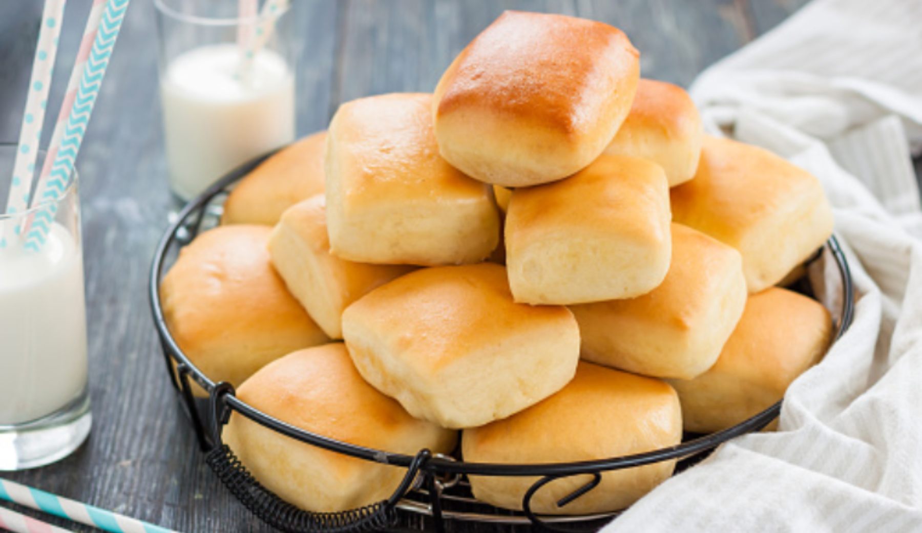 Bollos de leche sin lactosa, receta para una merienda o desayuno especial