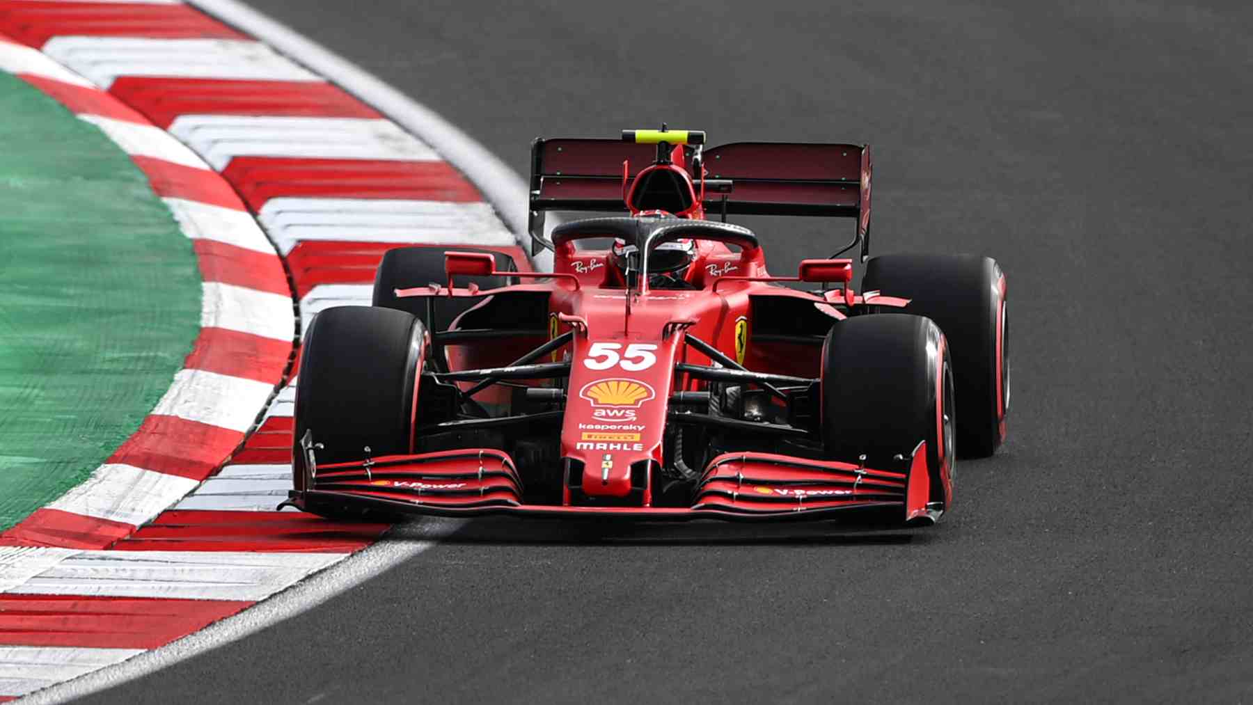 Carlos Sainz durante los Libres del Gran Premio de Turquía. (AFP)
